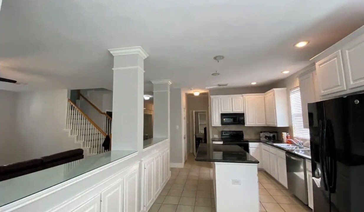 Photo of Kitchen in Alden Bridge