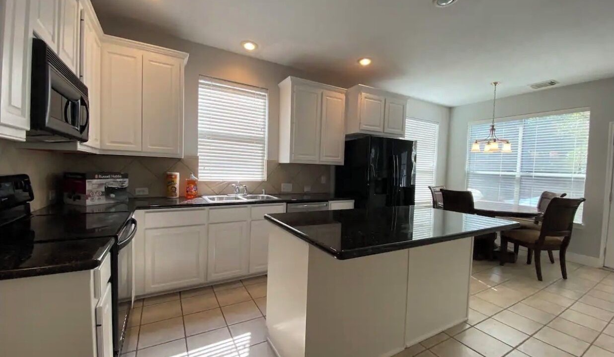 Photo of Kitchen in Alden Bridge
