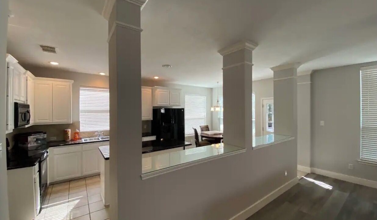 Photo of Kitchen in Alden Bridge