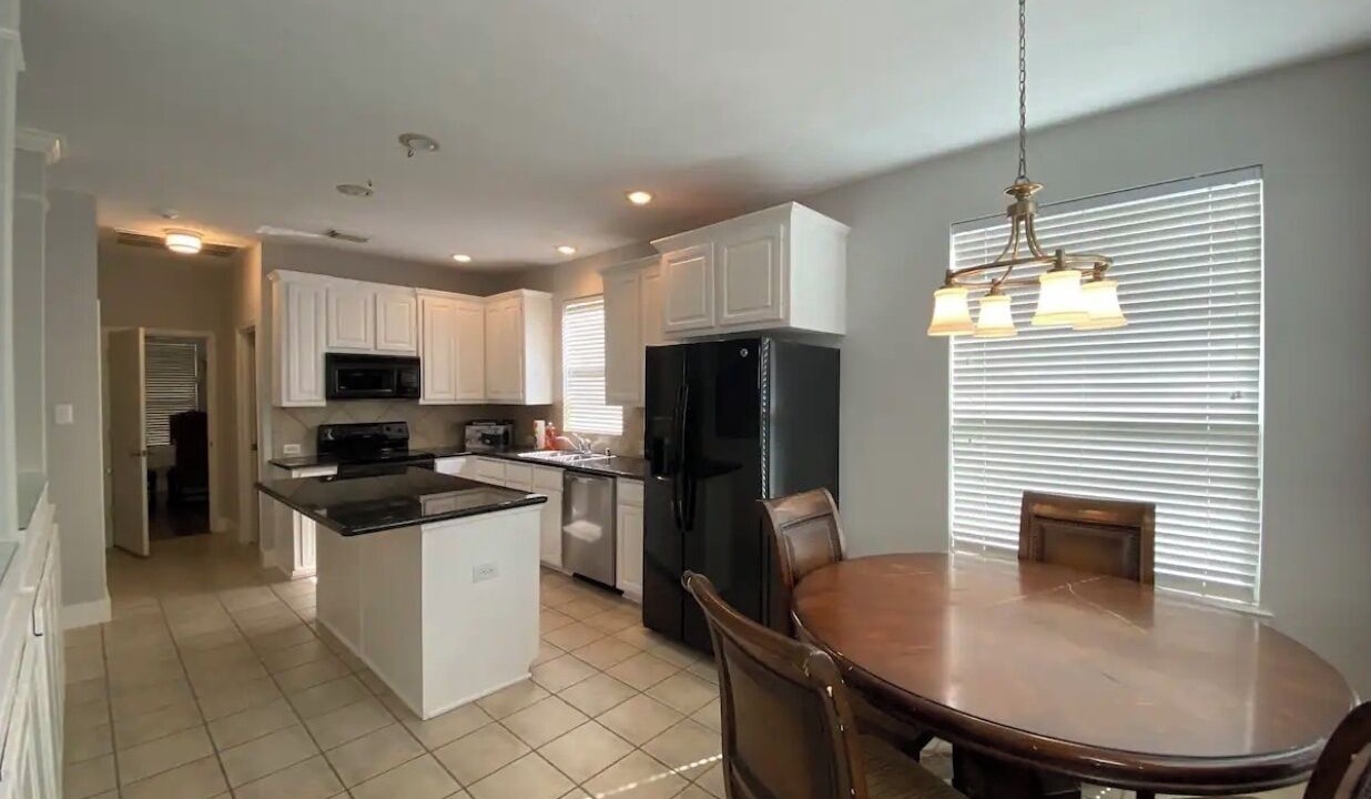 Photo of Kitchen in Alden Bridge