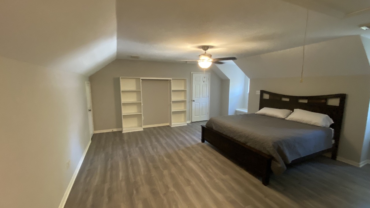 Photo of Bedroom in Alden Bridge