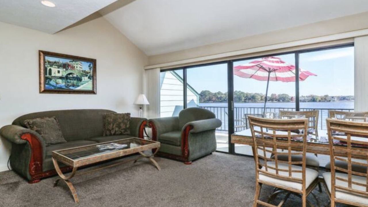 Photo of Livingroom in Seven Coves