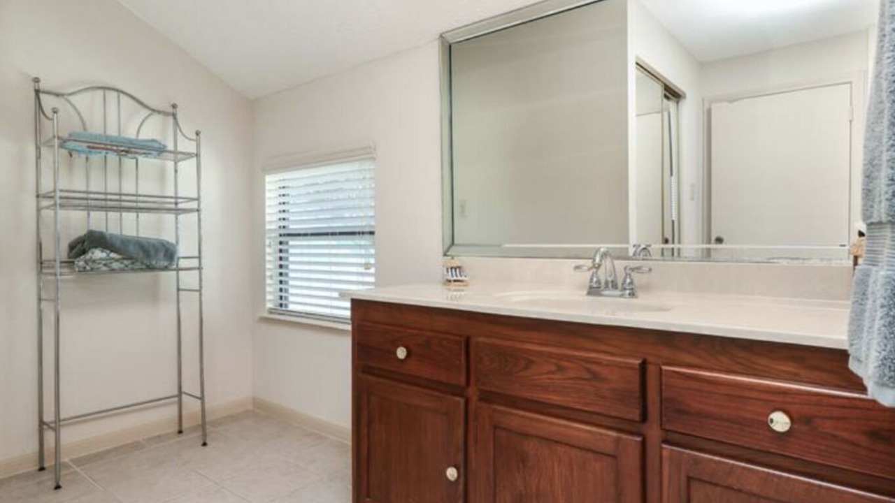 Photo of Bathroom in Seven Coves