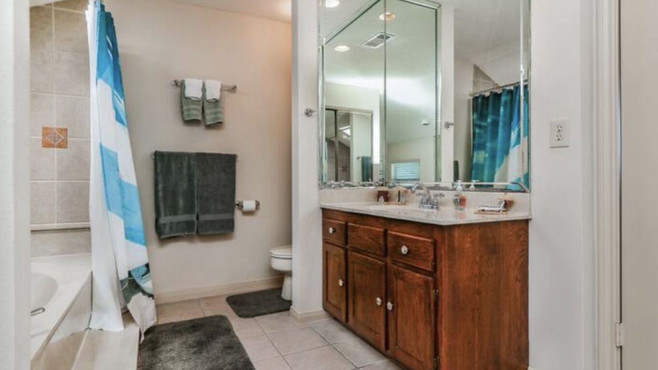 Photo of Bathroom in Seven Coves
