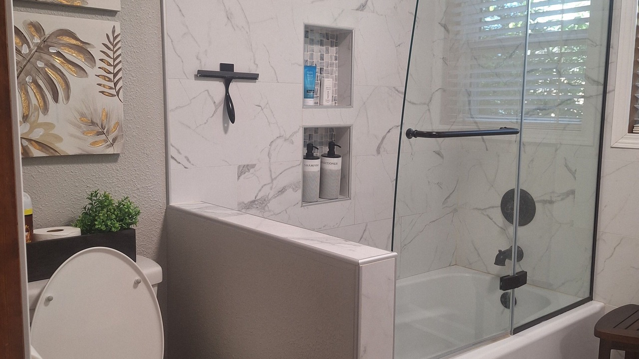 Photo of Bathroom in Willis