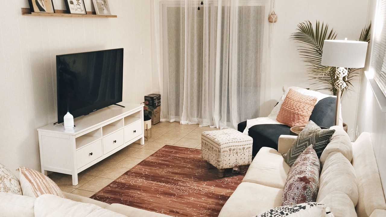 Photo of Livingroom in Apache Shores