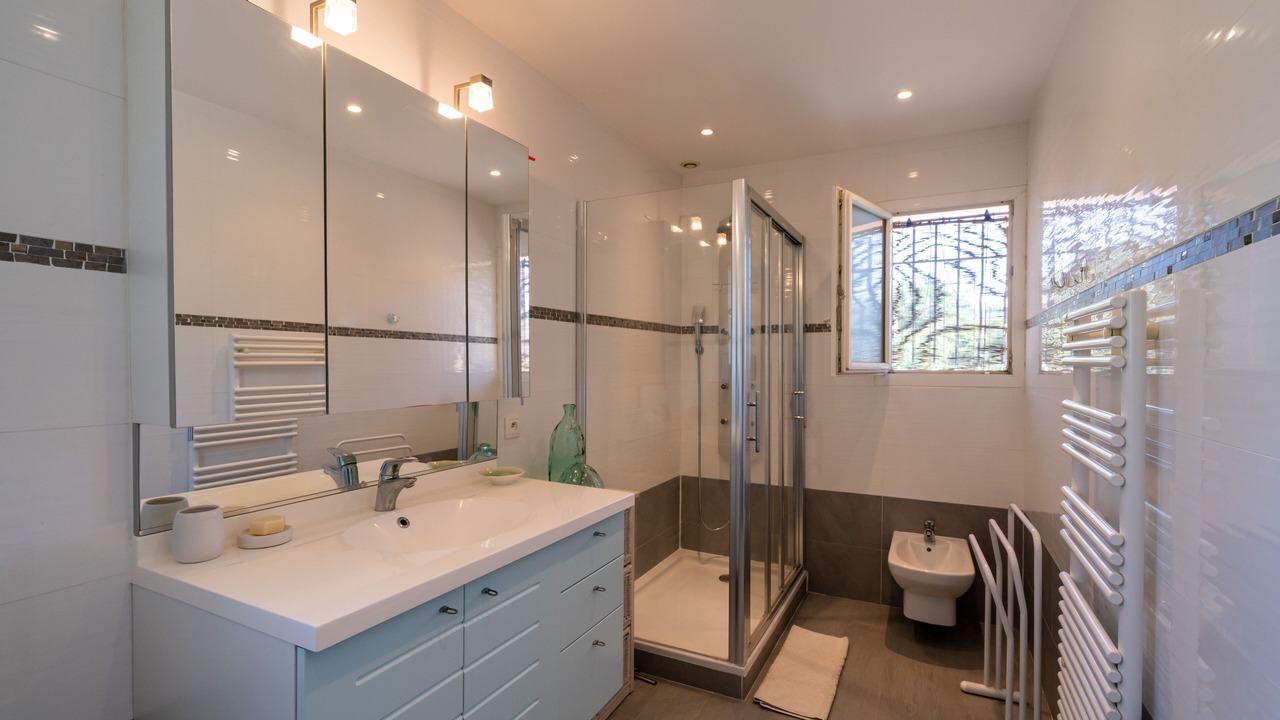 Photo of Bathroom in Le Muy