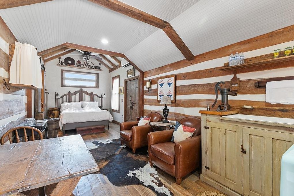 Photo of Others in Fredericksburg