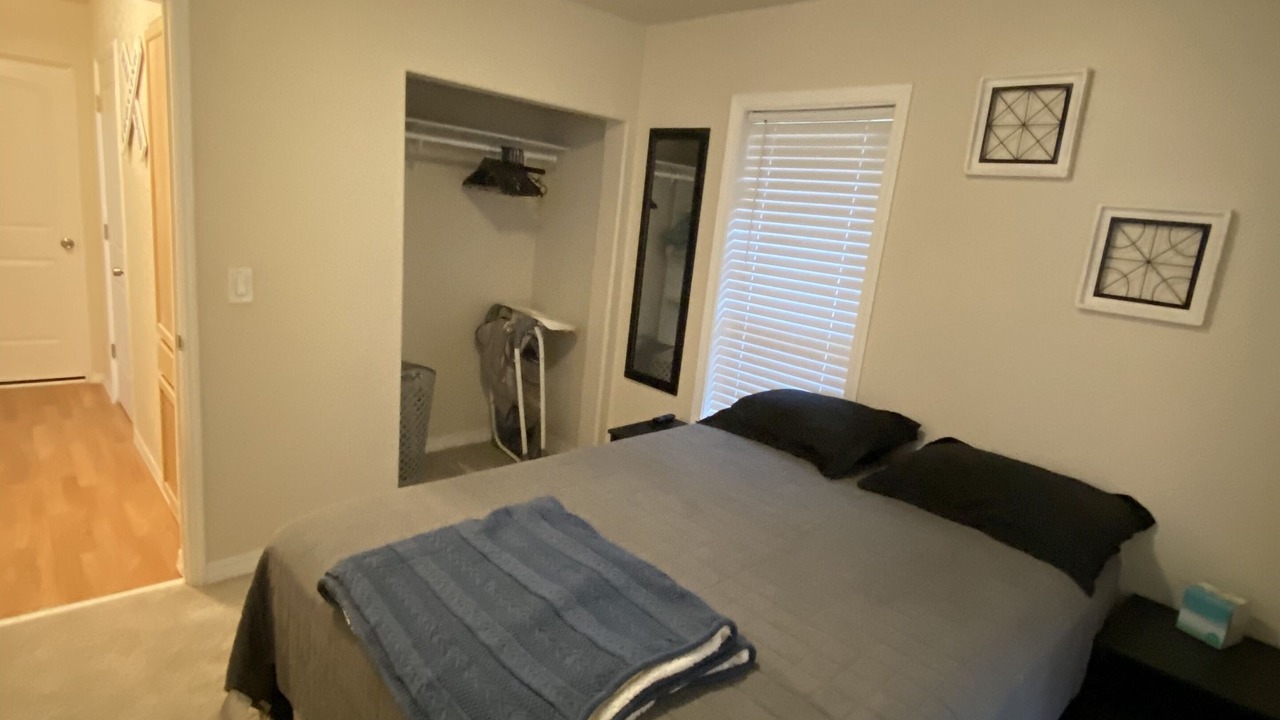 Photo of Bedroom in Albany