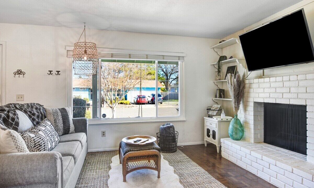 Photo of Livingroom in Santa Rosa