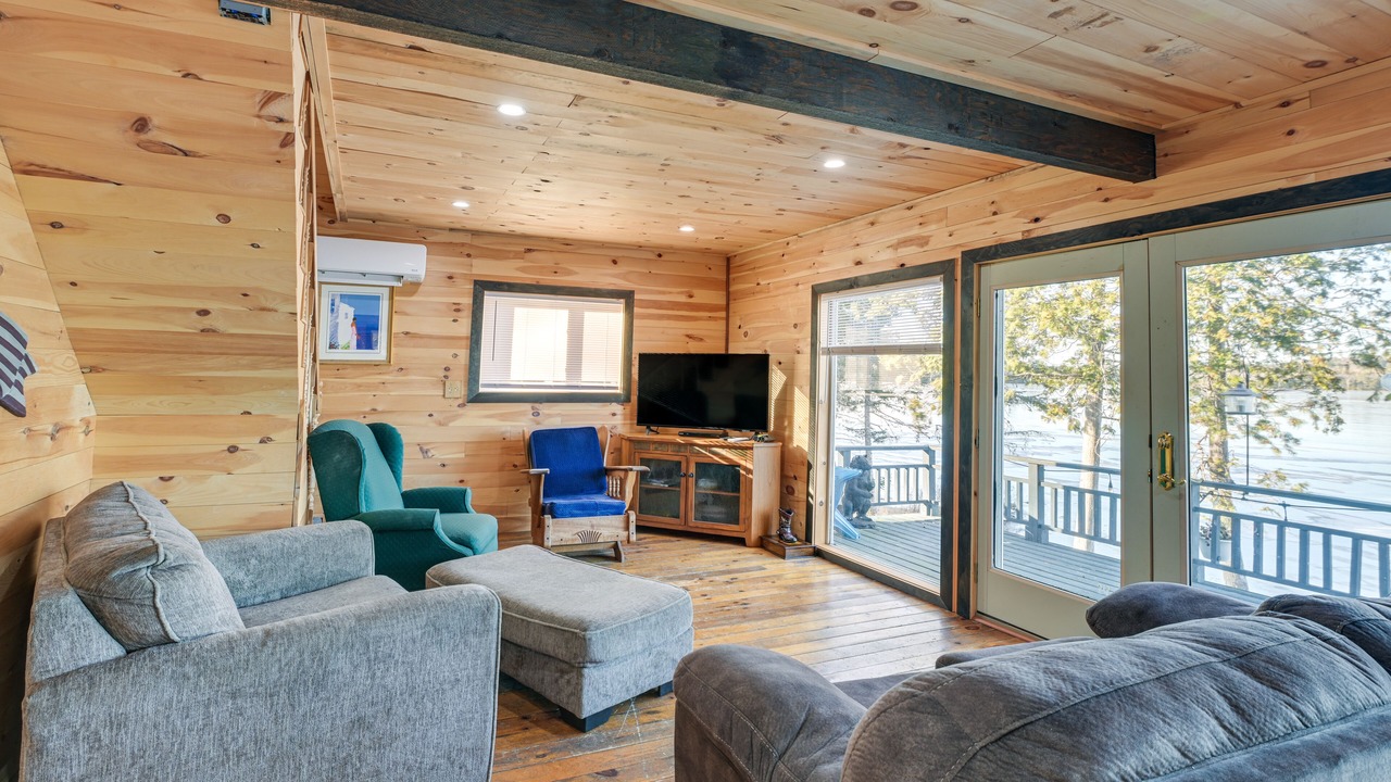 Photo of Others in Lincoln