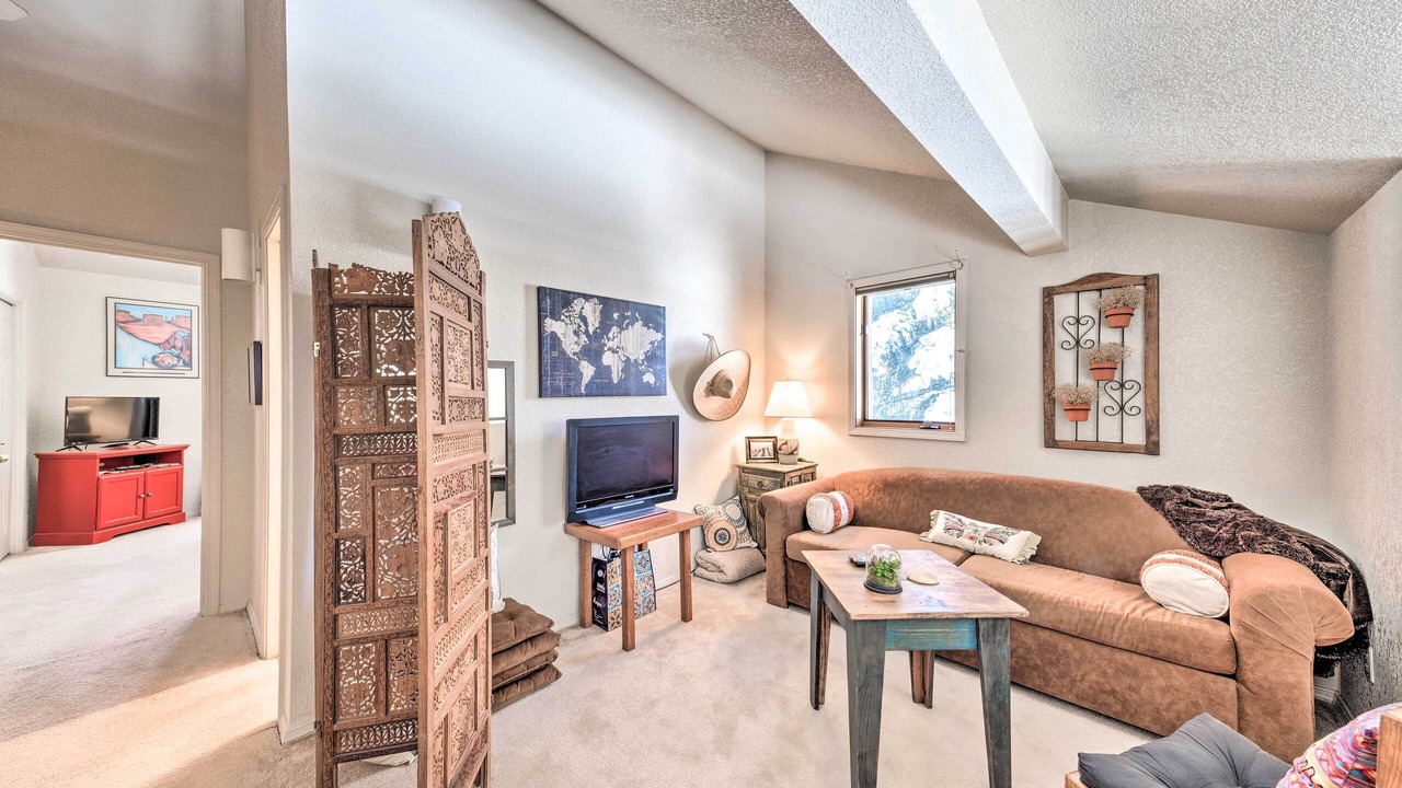 Photo of Livingroom in Cloudcroft