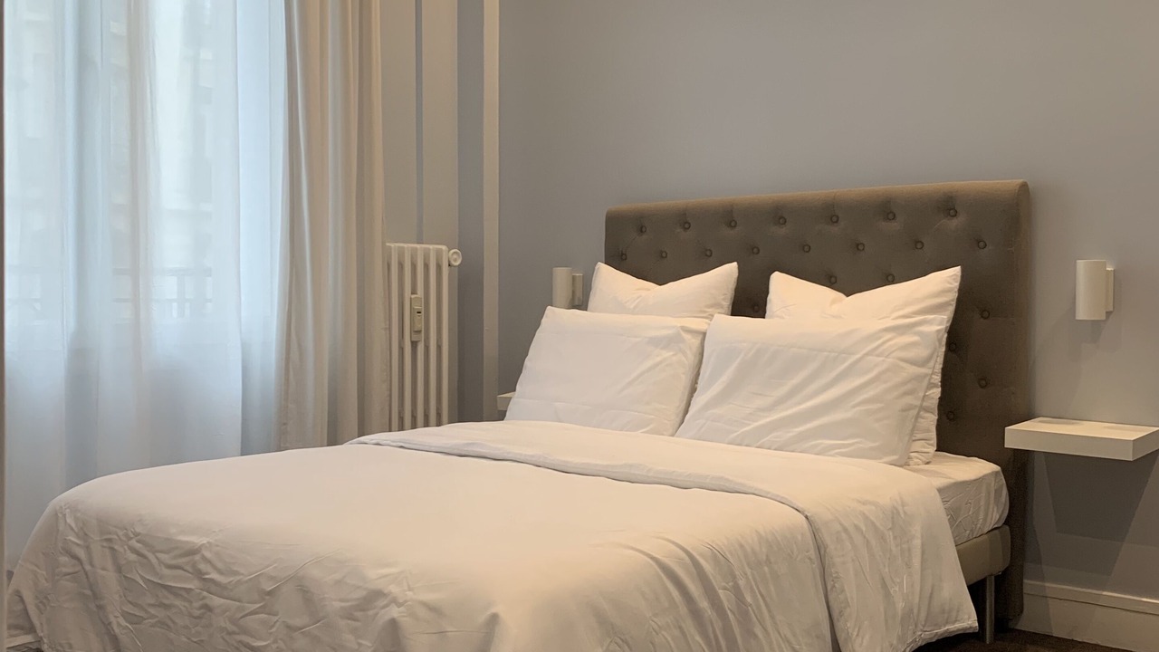 Photo of Bedroom in Passy