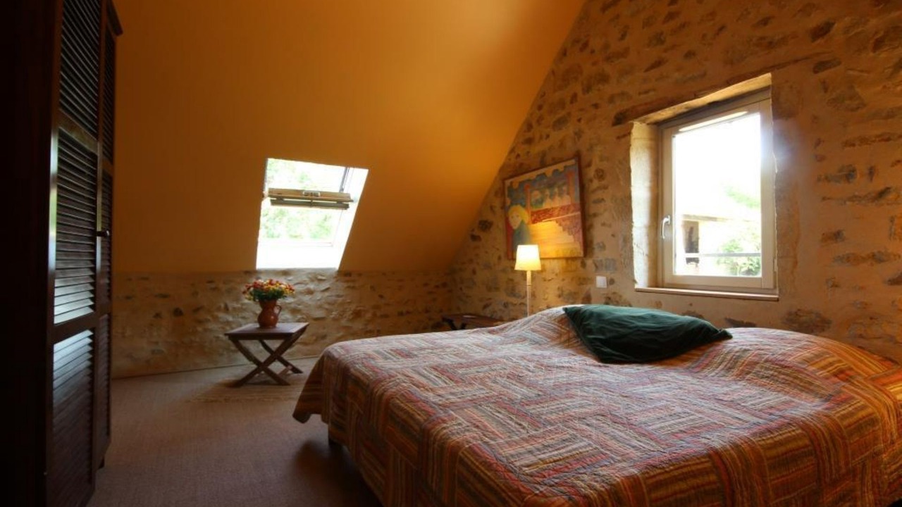 Photo of Bedroom in Saint-Seine