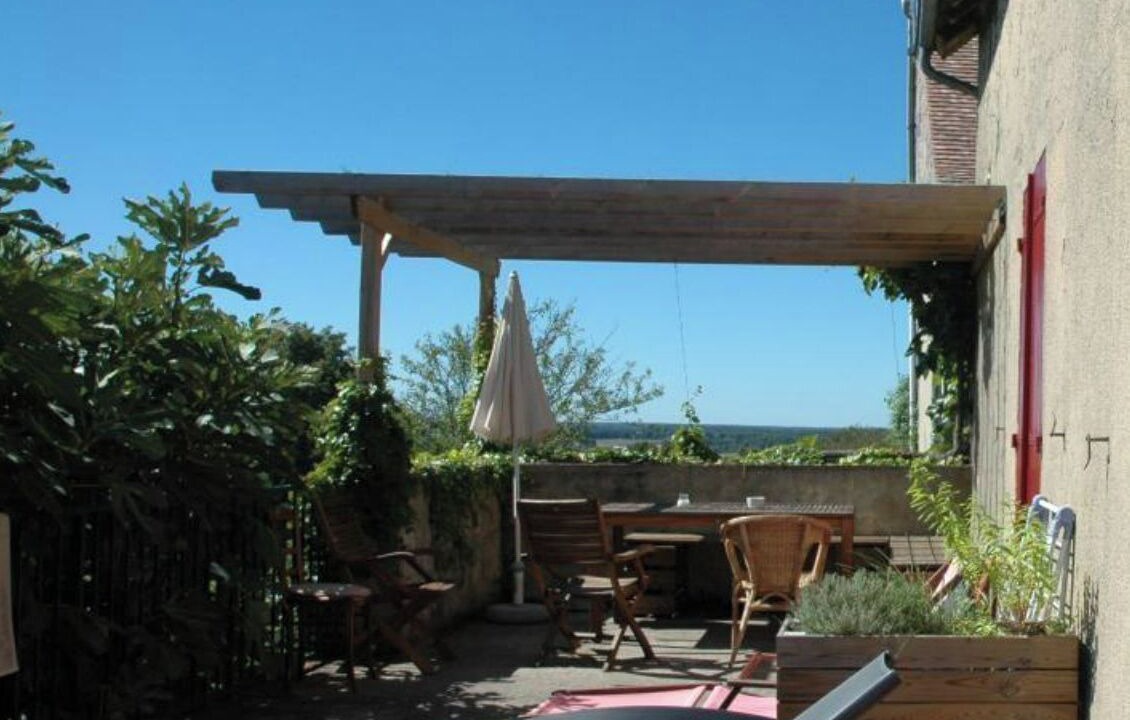 Photo of Patio Balcony in Saint-Seine