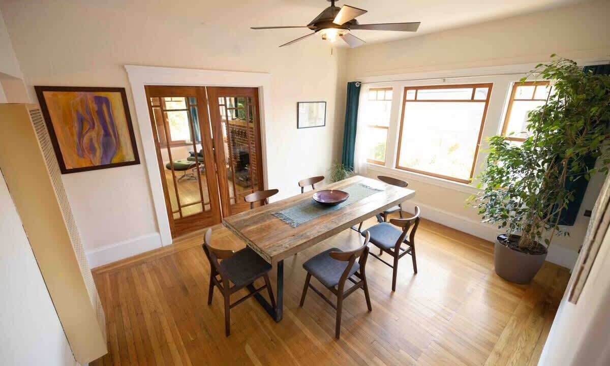 Photo of Bedroom in Fairview Park