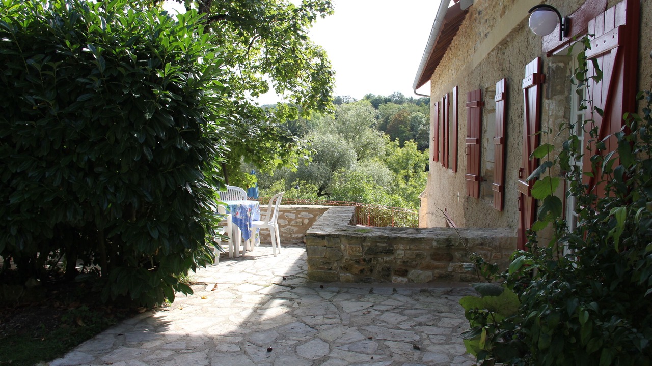 Photo of Outdoor in Thenon