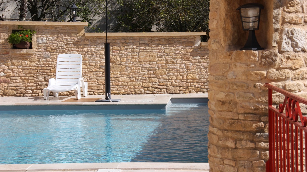 Photo of Outdoor in Thenon