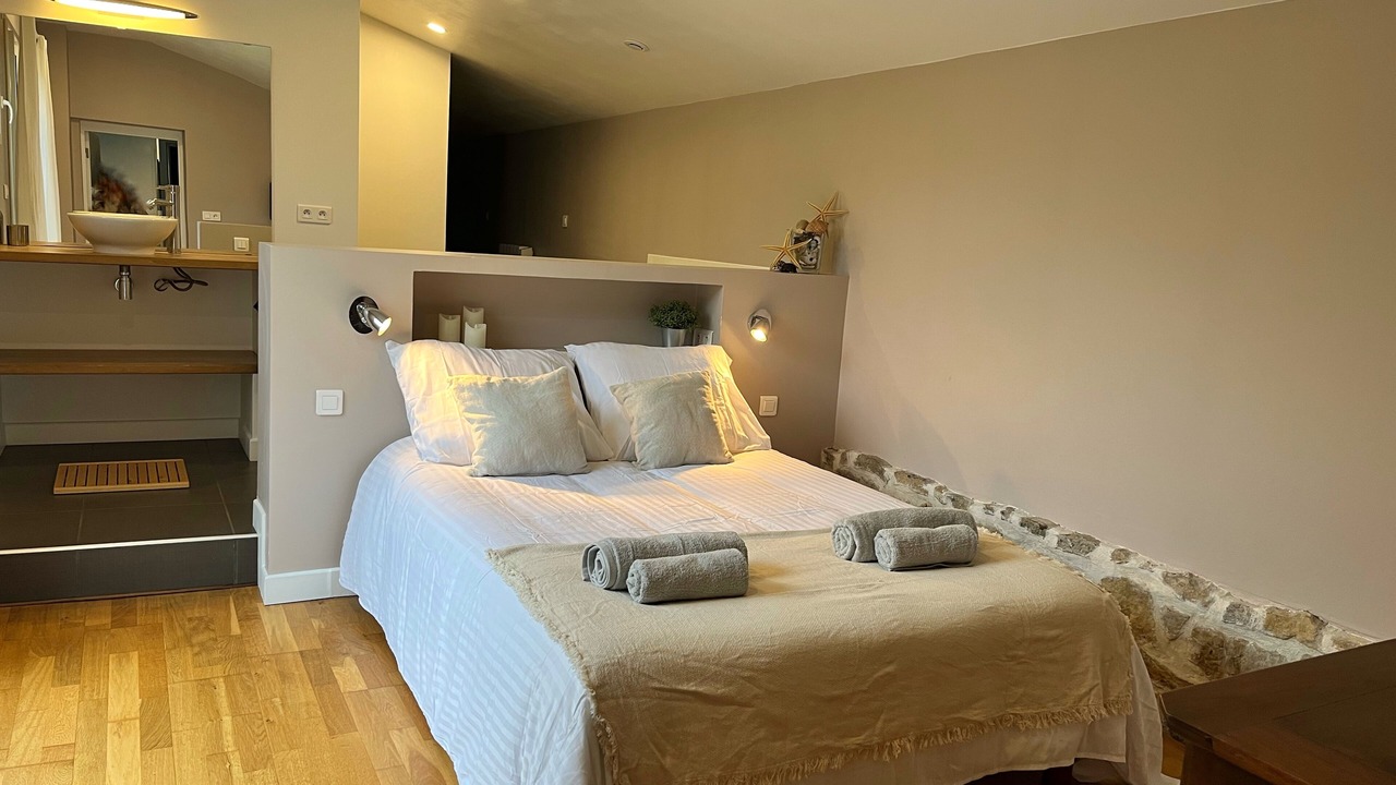 Photo of Bedroom in Laroque-d'Olmes