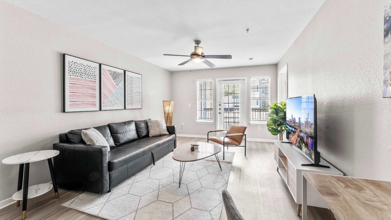Photo of Livingroom in Pleasant Valley