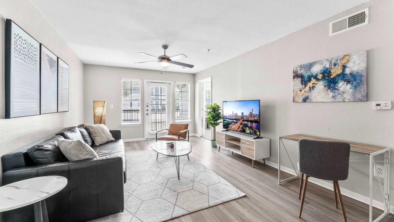 Photo of Livingroom in Pleasant Valley