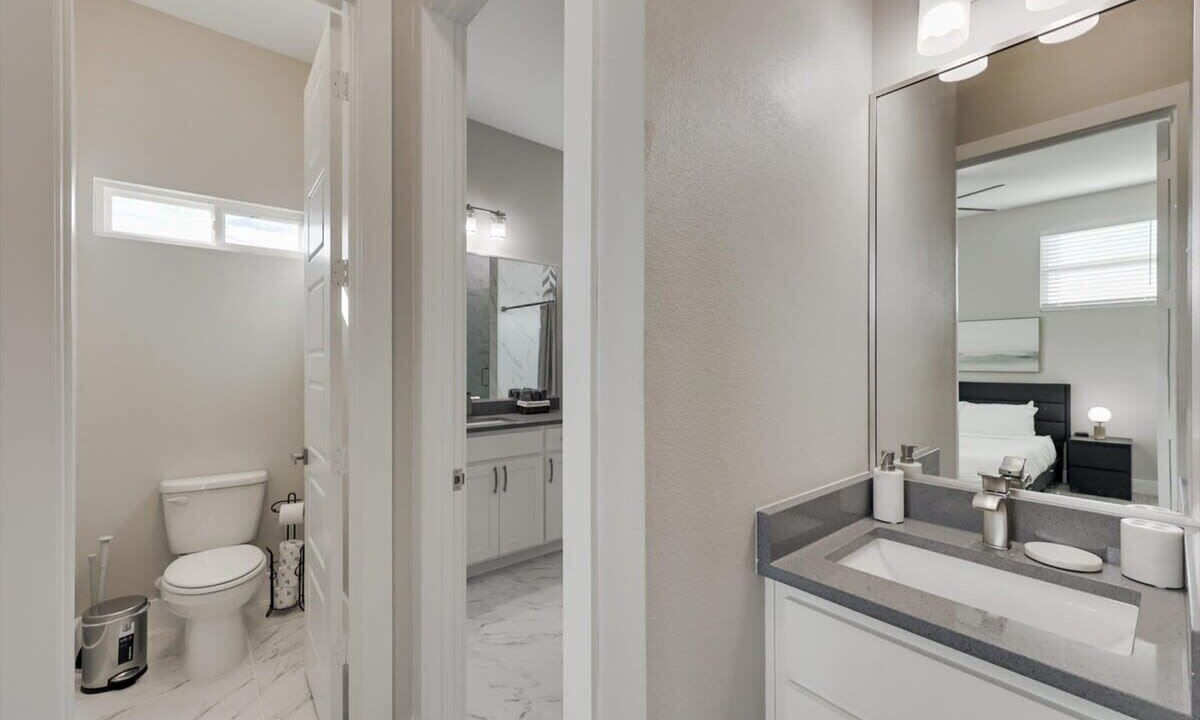 Photo of Bathroom in West Dallas