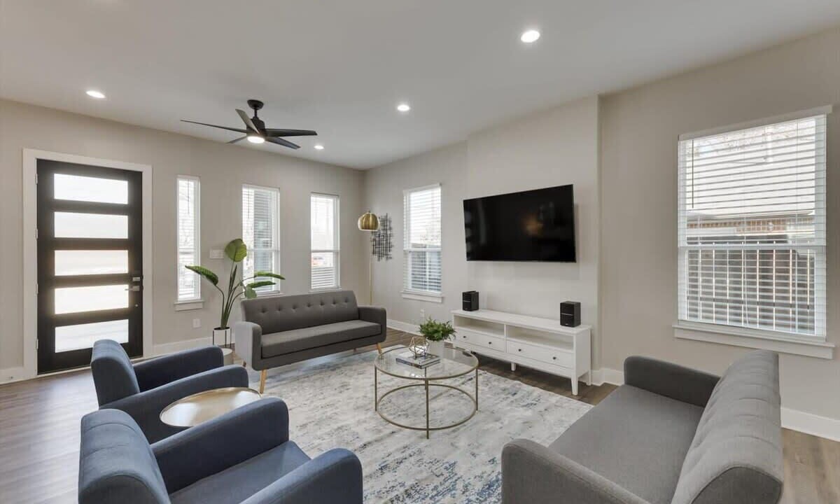 Photo of Livingroom in West Dallas