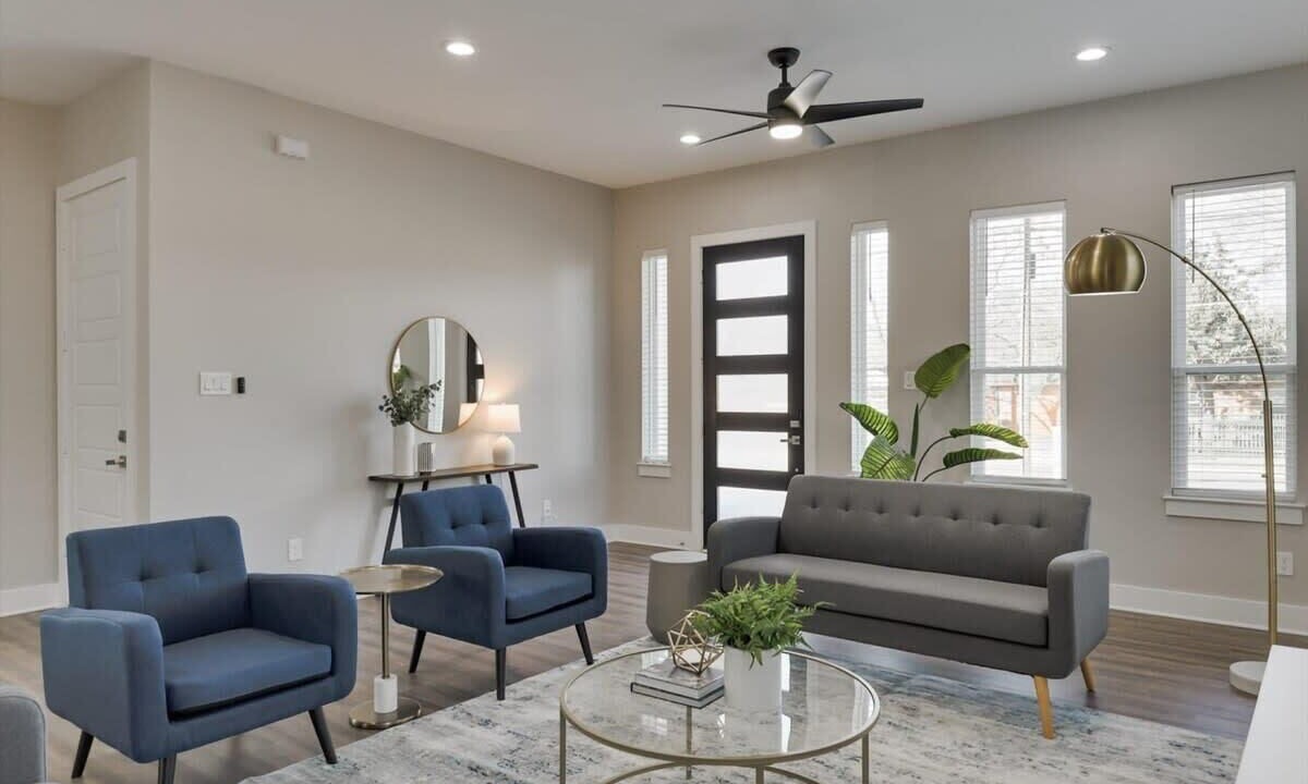 Photo of Livingroom in West Dallas