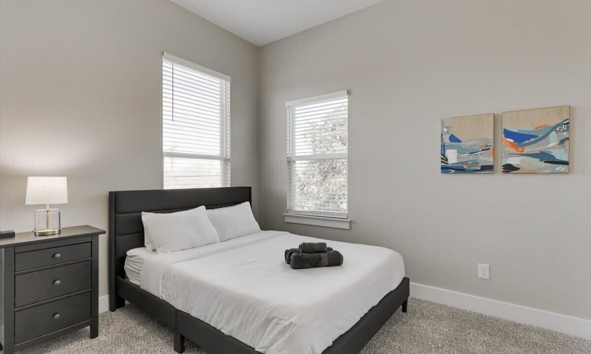 Photo of Bedroom in West Dallas