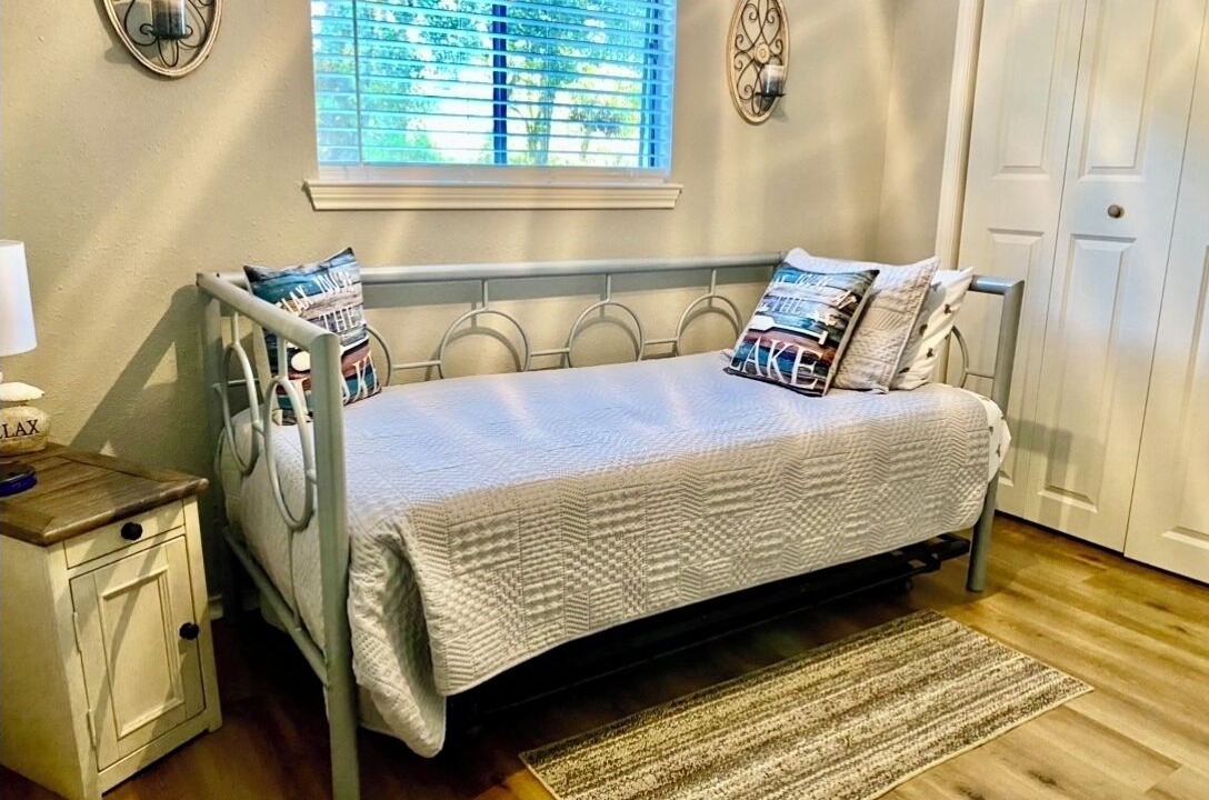 Photo of Bedroom in April Sound
