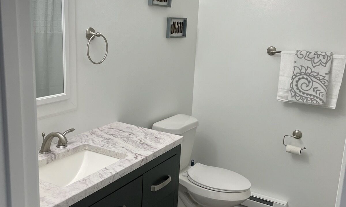 Photo of Bathroom in Holly