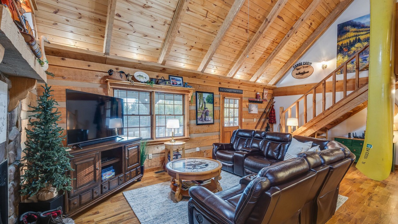 Photo of Livingroom in Piney Flats