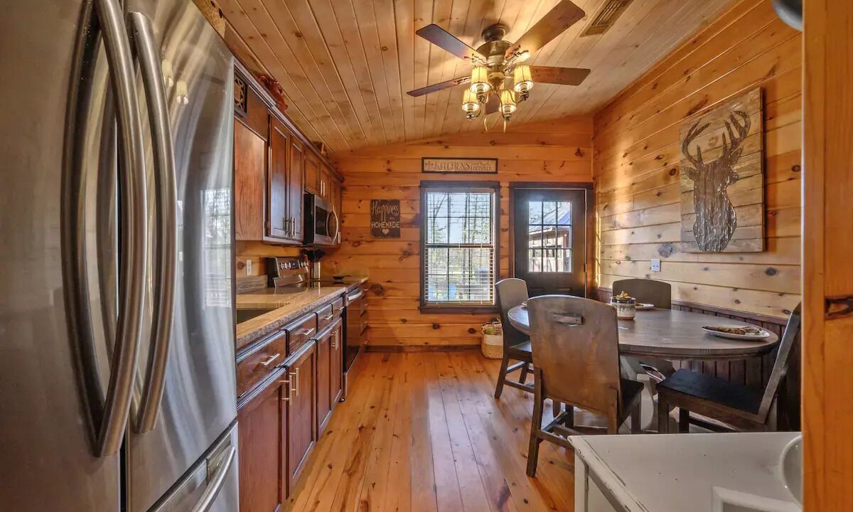 Photo of Kitchen in Hochatown