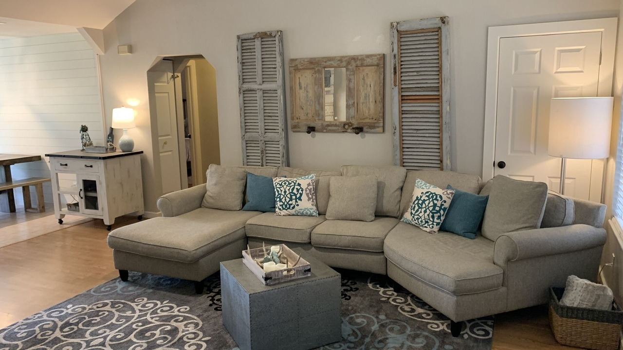 Photo of Livingroom in Johnson City