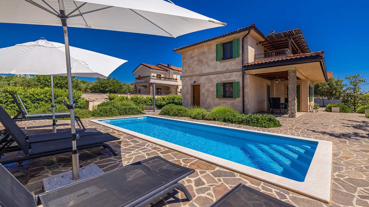 Photo of Outdoor in Linardici