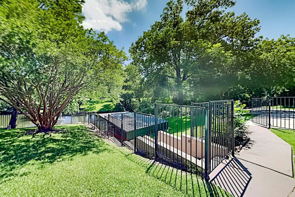 Photo of Outdoor in Greenshores