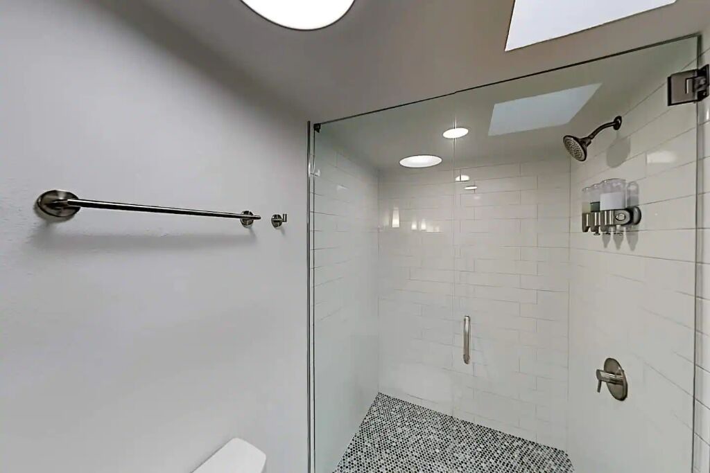 Photo of Bathroom in Greenshores