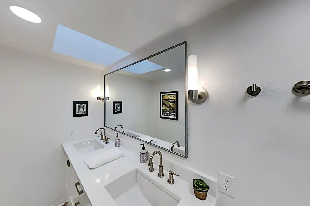 Photo of Bathroom in Greenshores
