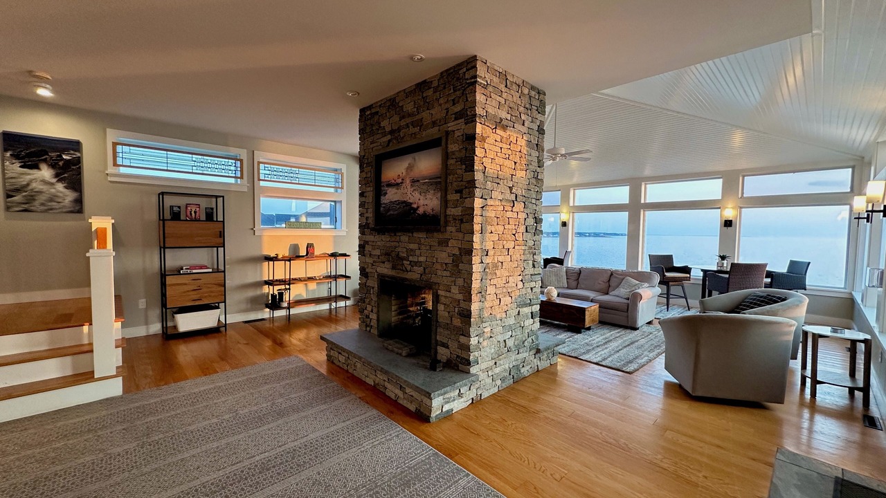 Photo of Livingroom in York Beach