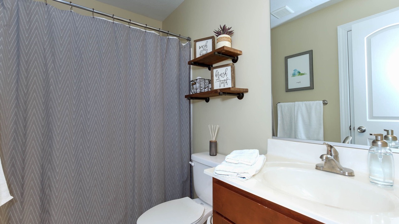 Photo of Bathroom in East Ocean View