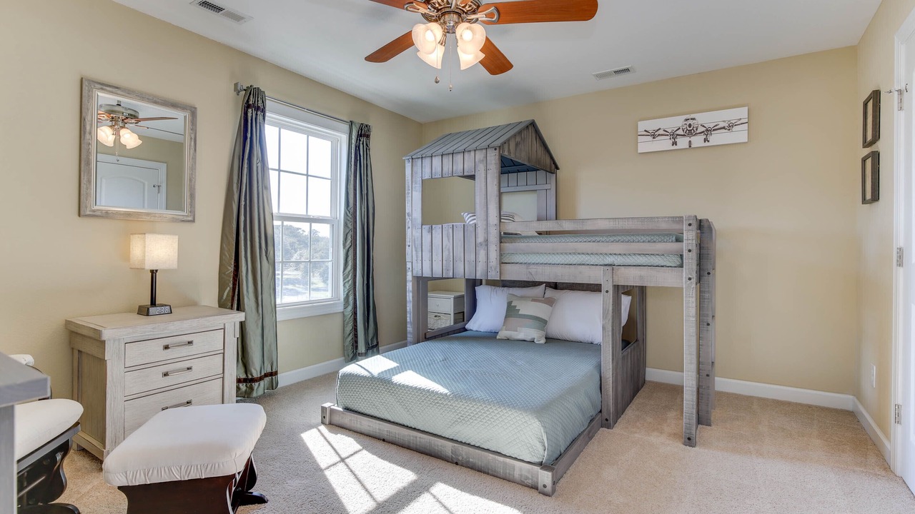 Photo of Bedroom in East Ocean View