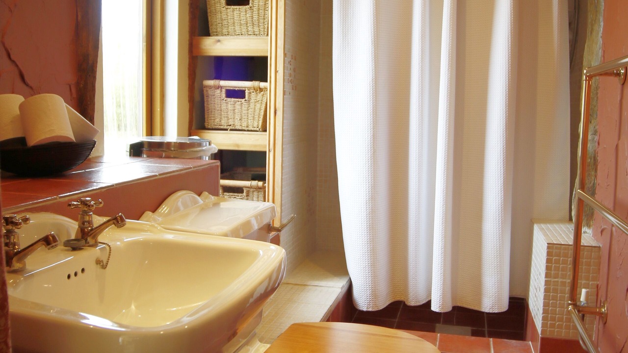 Photo of Bathroom in Ford