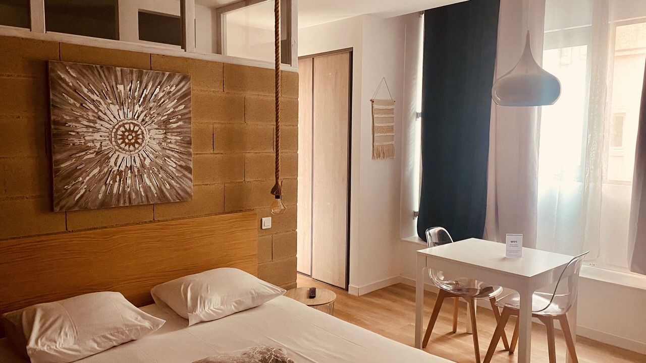 Photo of Bedroom in Le Creusot