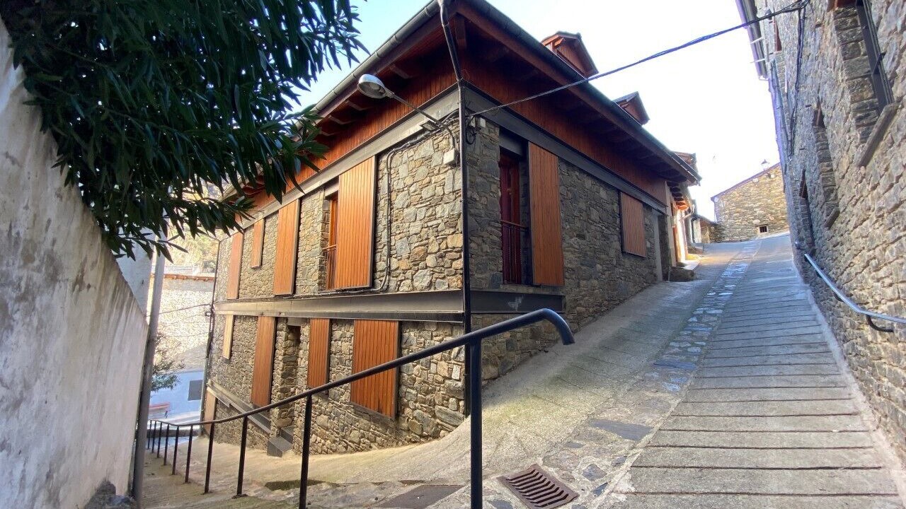 Photo of Outdoor in Surp