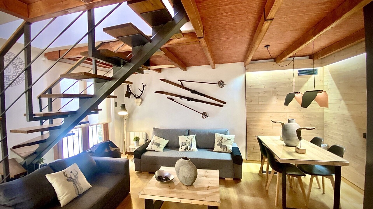 Photo of Livingroom in Surp