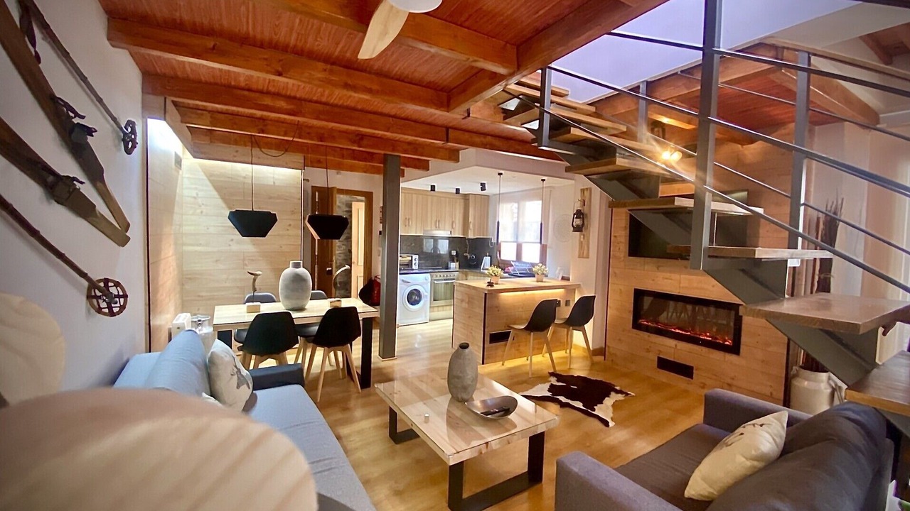 Photo of Livingroom in Surp