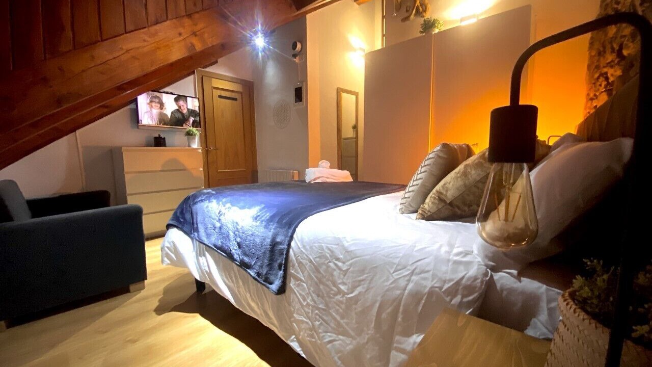 Photo of Bedroom in Surp