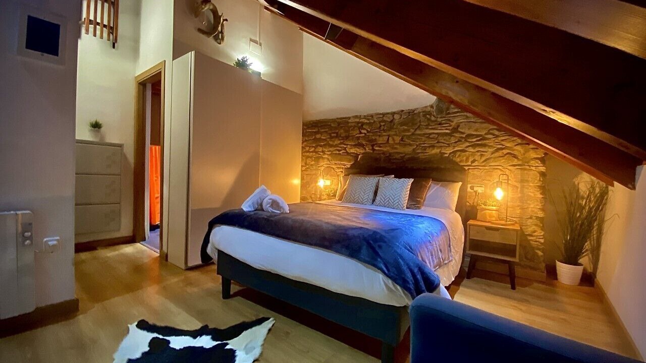 Photo of Bedroom in Surp