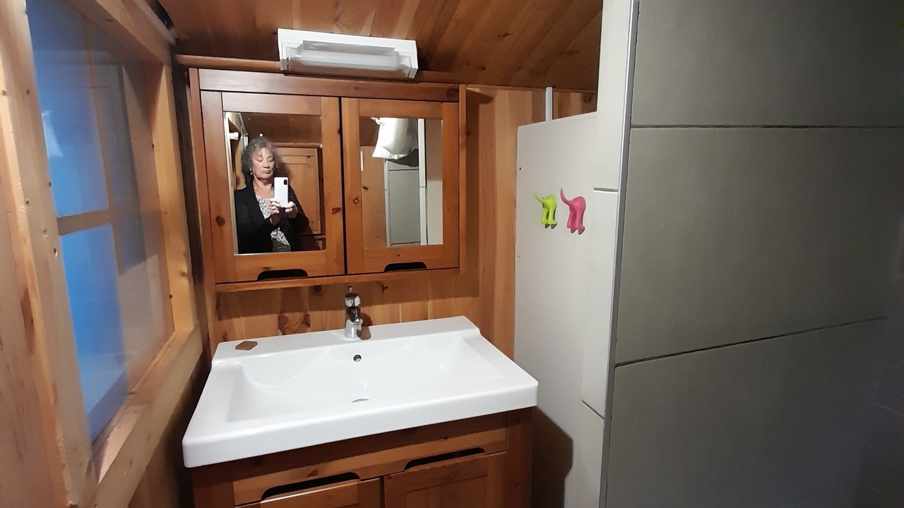 Photo of Bathroom in Fepin