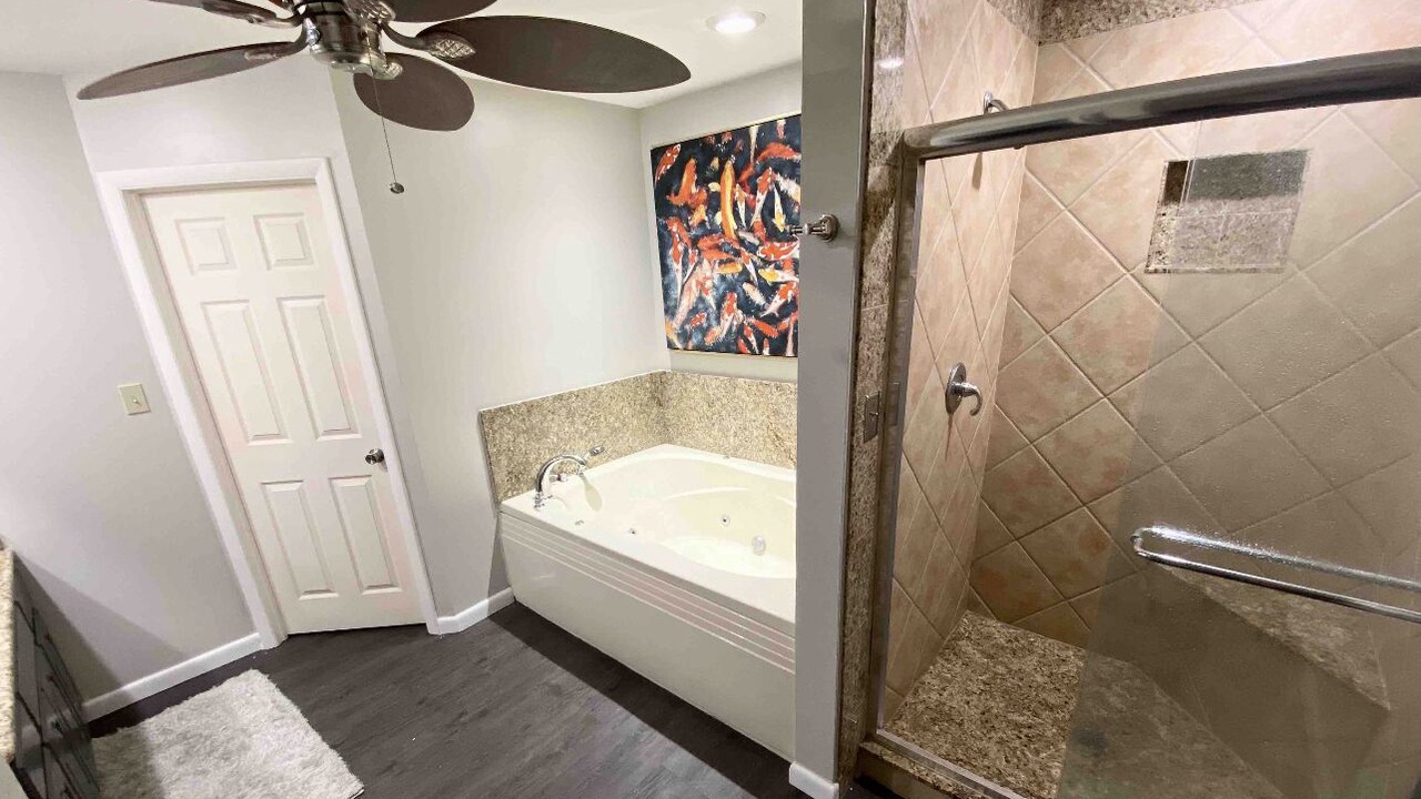 Photo of Bathroom in Counce